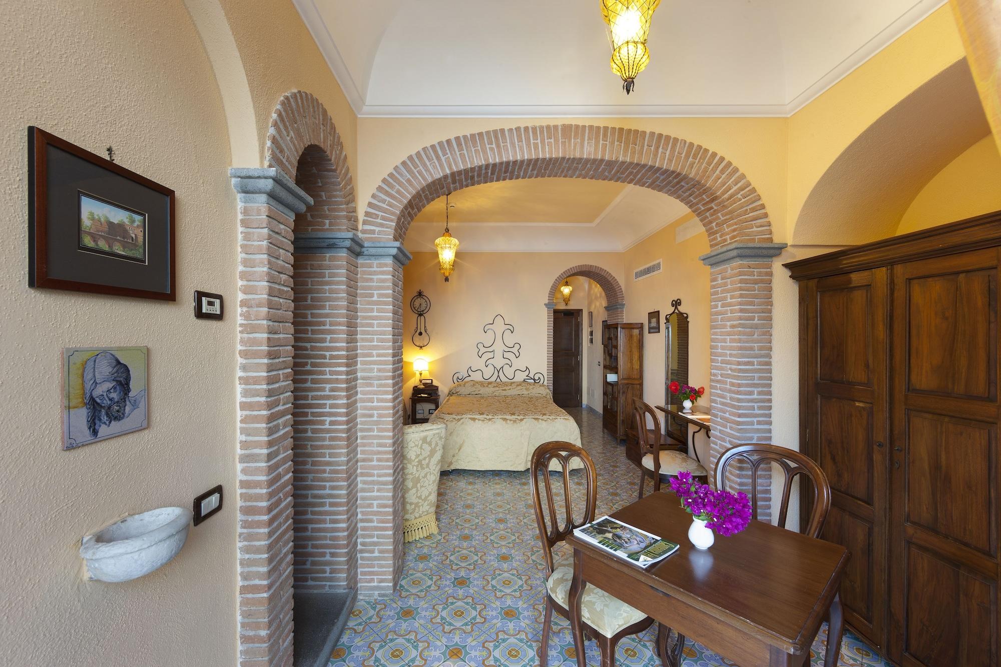 Hotel La Tonnarella Sorrento Exterior photo