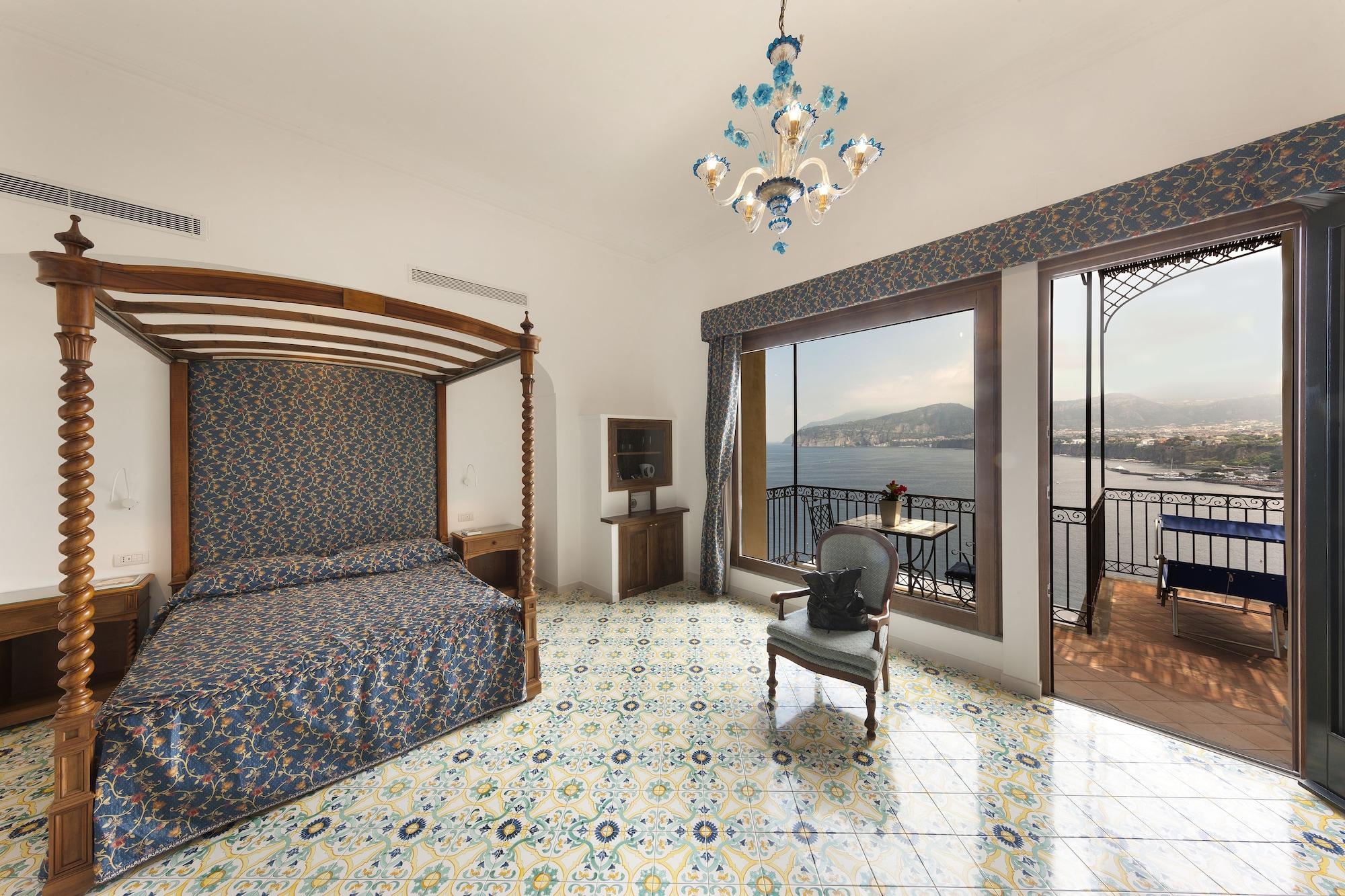 Hotel La Tonnarella Sorrento Exterior photo