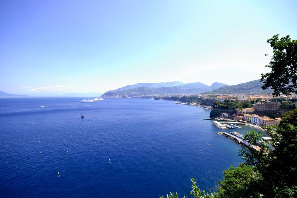 Hotel La Tonnarella Sorrento Exterior photo
