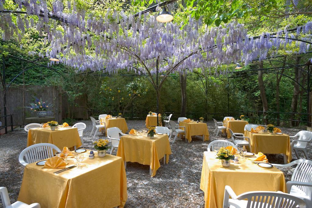 Hotel La Tonnarella Sorrento Exterior photo
