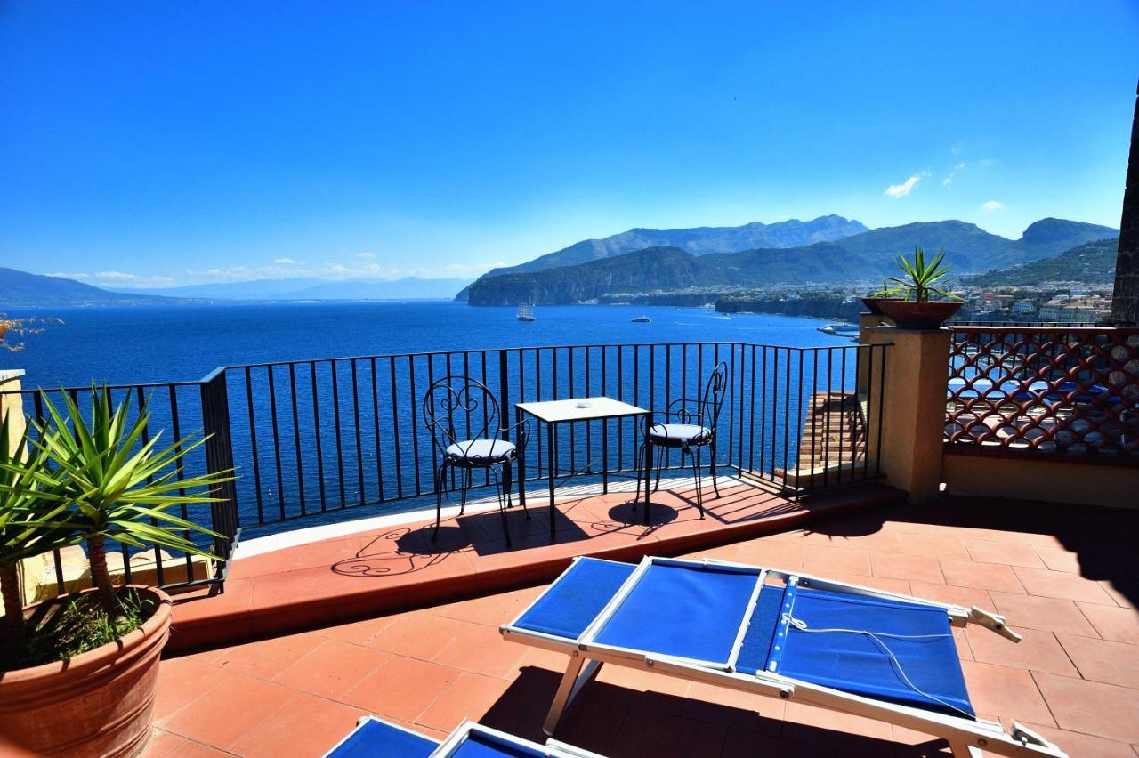 Hotel La Tonnarella Sorrento Exterior photo